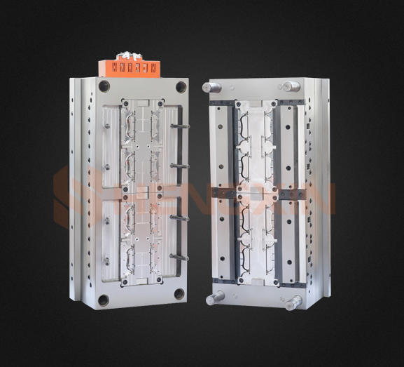 Introduction of preform mold