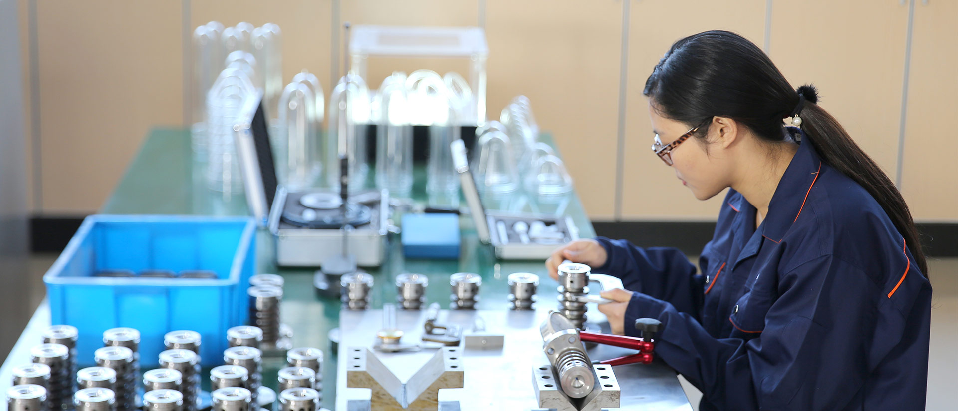 Talking about the injection molding process of PET preform